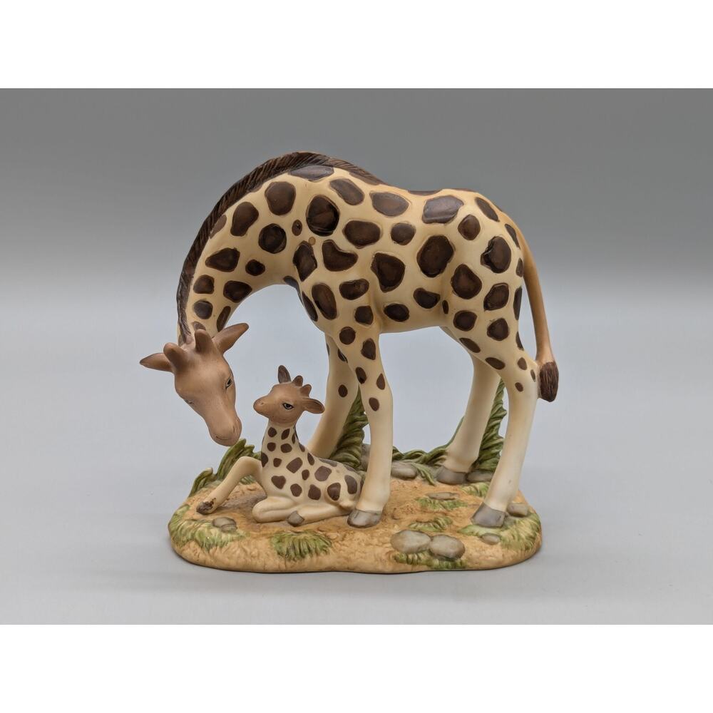 Vintage Home Interiors Motherly Instinct Giraffe & Baby Porcelain Figure #14064